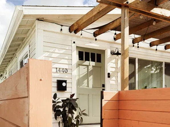 1440 Allesandro St, Los Angeles, CA 90026