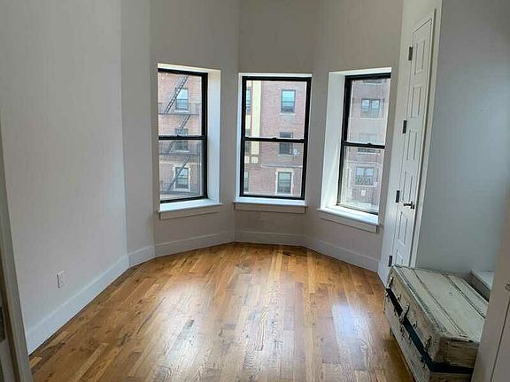 2nd image of 132 New York Ave APT 4F