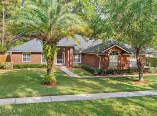 5011 Taylor Creek Dr, Jacksonville, FL 32258