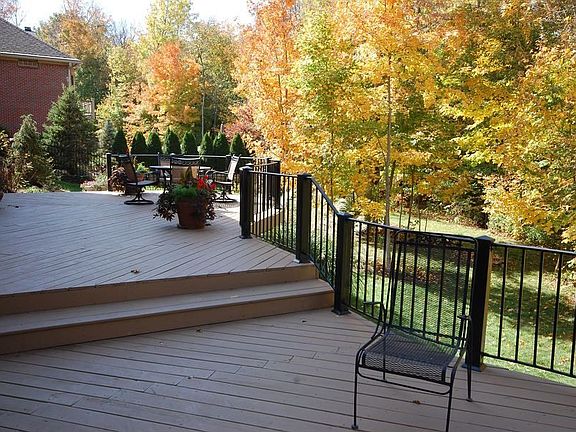 5th image of 16199 Stony Ridge Dr