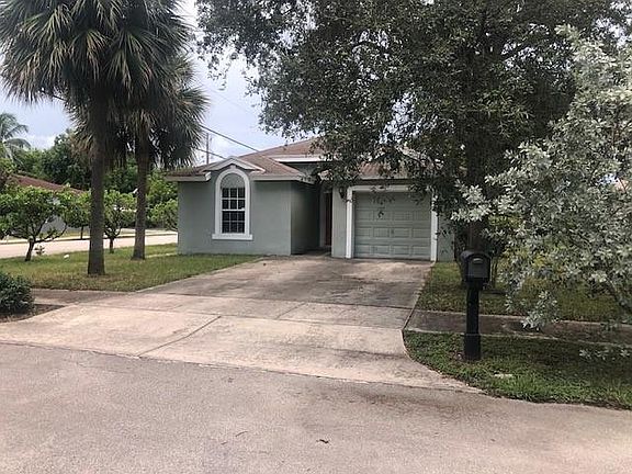 3rd image of 901 NW 1st Avenue