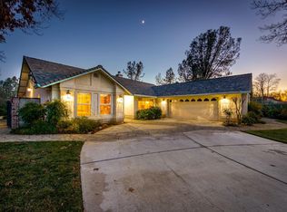 3021 Sunglow Dr, Redding, CA 96001