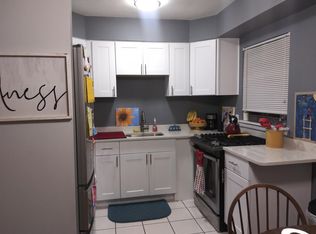 1137 Waukegan Rd APT 4, Deerfield, IL 60015