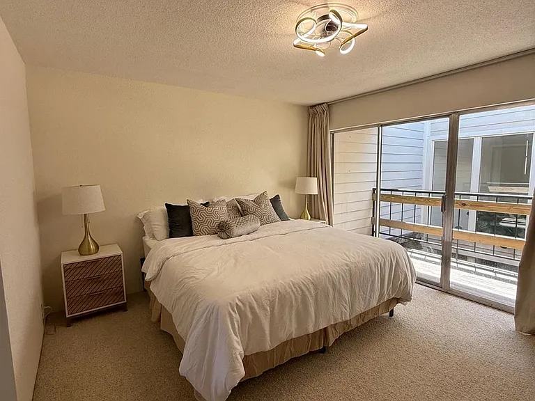 2323 Augusta Dr #30 — Photo 16