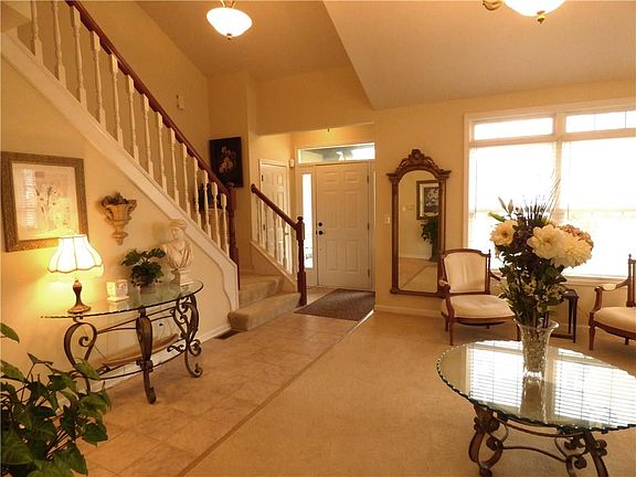 5th image of 11460 Geist Woods Dr