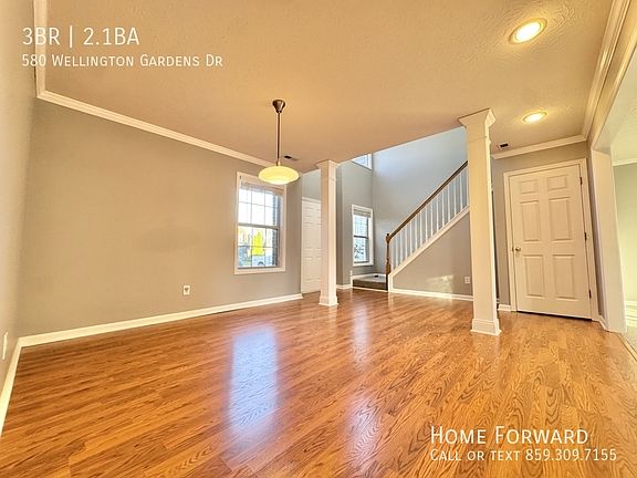 4th image of 580 Wellington Gardens Dr