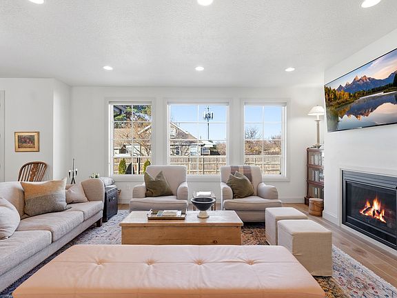 5th image of 11382 S Canyon Falls Ln