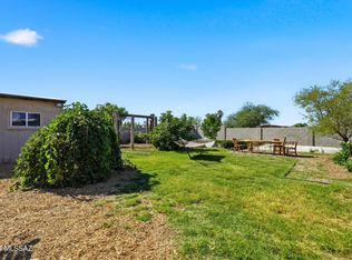 7390 N Dickinson Pl, Tucson, AZ 85741