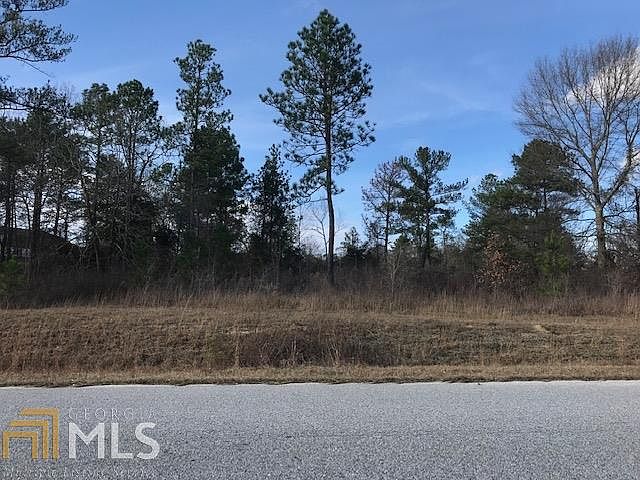 2nd image of 6519 Yellowstone Way