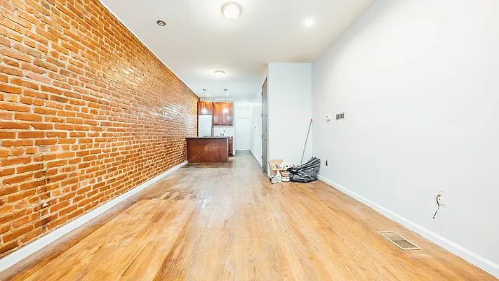 Rented by Nooklyn NYC LLC | media 1