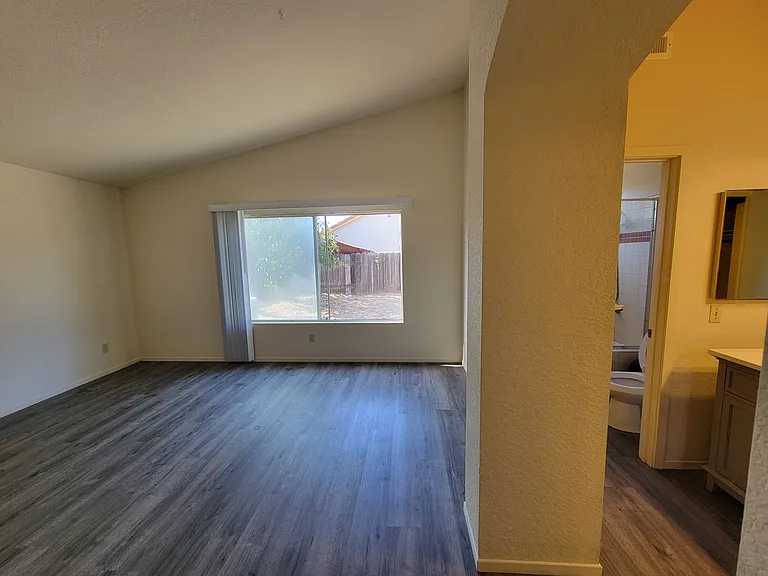 8040 Los Sabalos St — Photo 9