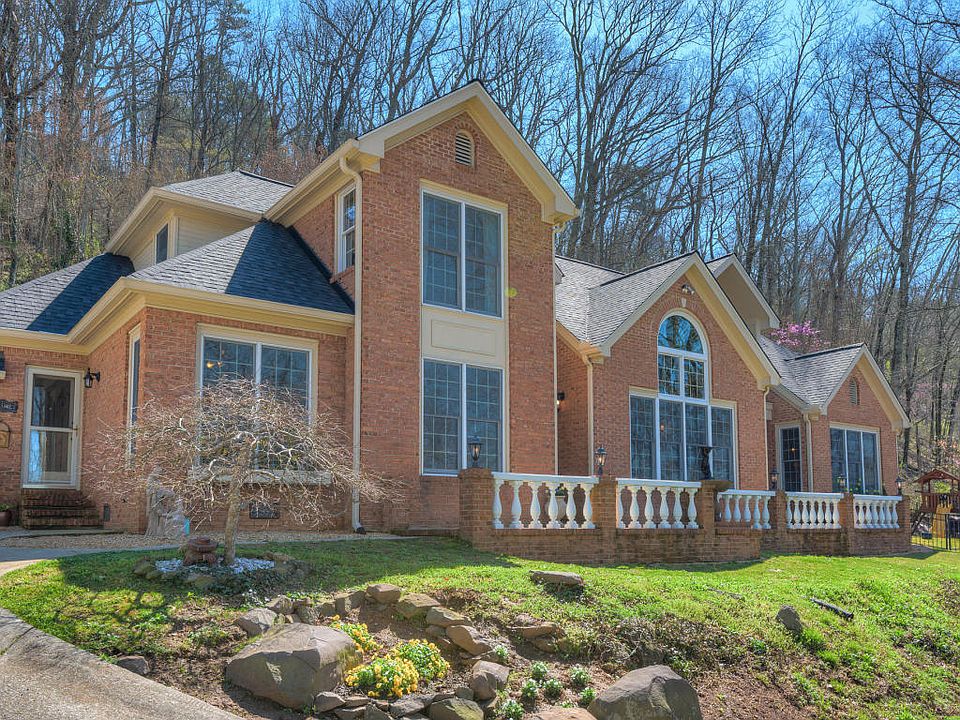 1st image of 9619 Thornberry Dr