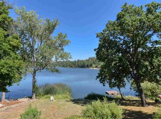 19739 Pleasantview Dr, Groveland, CA 95321