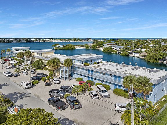 5th image of 201 Coppitt Rd APT 203B