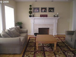2nd image of 13867 SW Hillshire Dr Uppr Drive