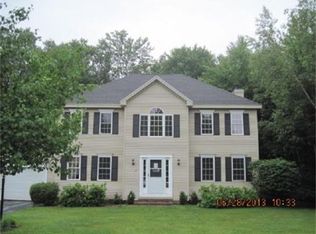 12 Coldbrook Rd, Millbury, MA 01527