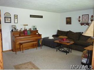 2nd image of 136 Doris Ave