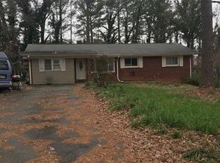3541 Karen Ln NW, Kennesaw, GA