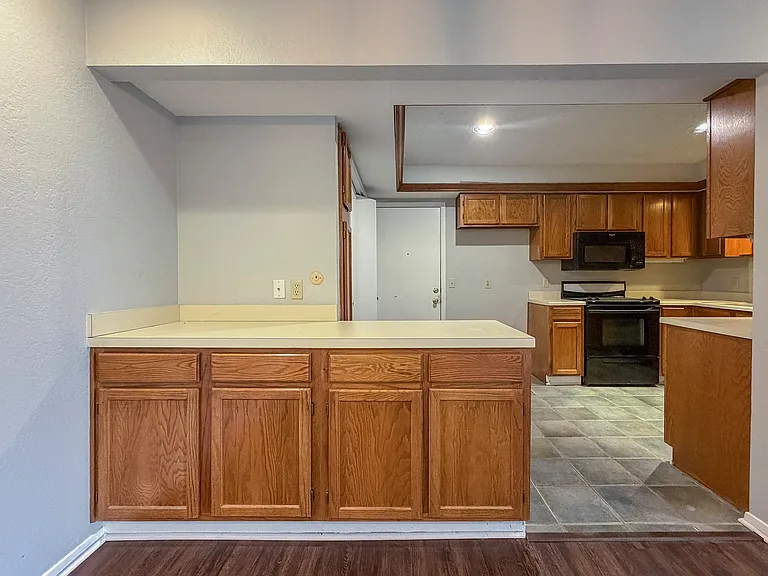 5128 Ledgestone Dr — Photo 5
