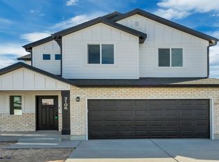 3106 S Lakeshore Dr, Syracuse, UT 84075