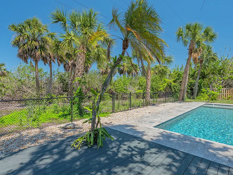 5401 Shadow Lawn Dr — Photo 8
