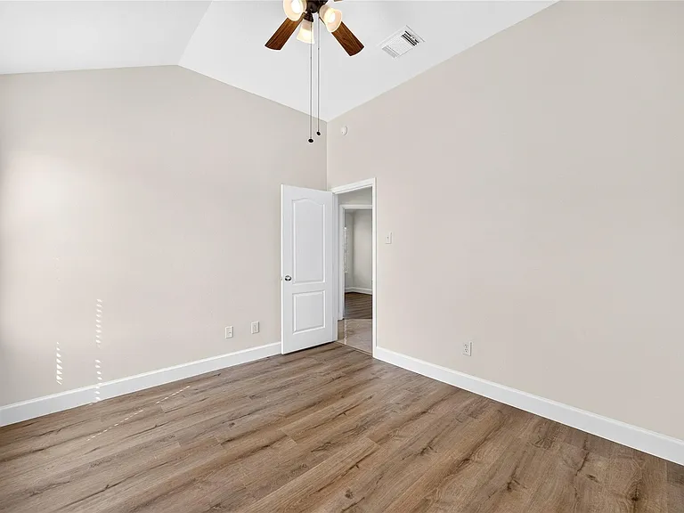 2606 Cypress Springs Dr — Photo 27