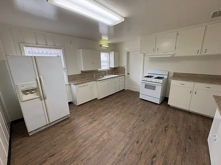309 W Noble Ave — Photo 6