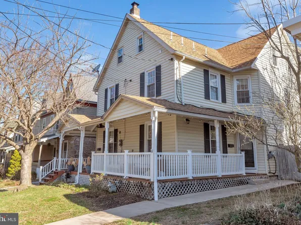 61 N Hamilton St, Doylestown, PA 18901