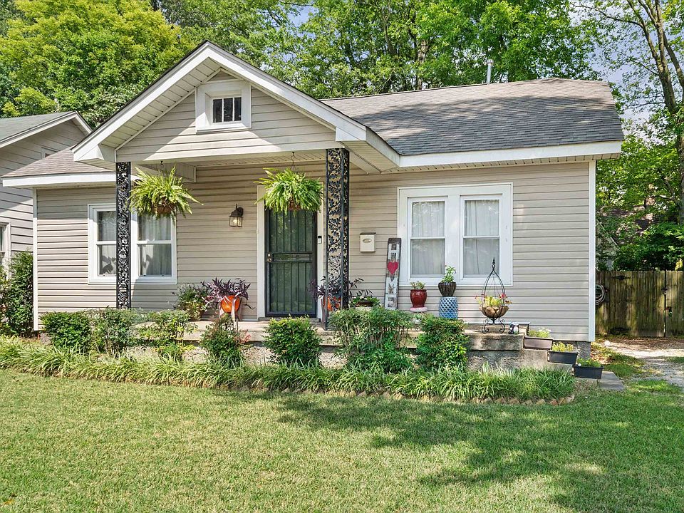 1st image of 802 N McLean Blvd
