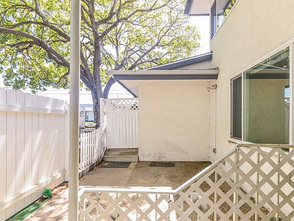 5th image of 1645 Beech Ave APT 2
