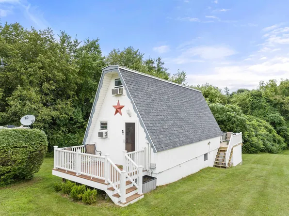 1 E Bluff Highlands Road #11, Meredith, NH 03253
