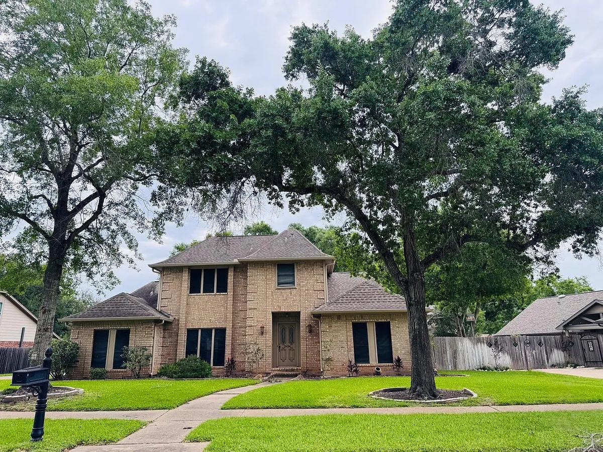 Building Photo - 2434 Hodges Bend Cir