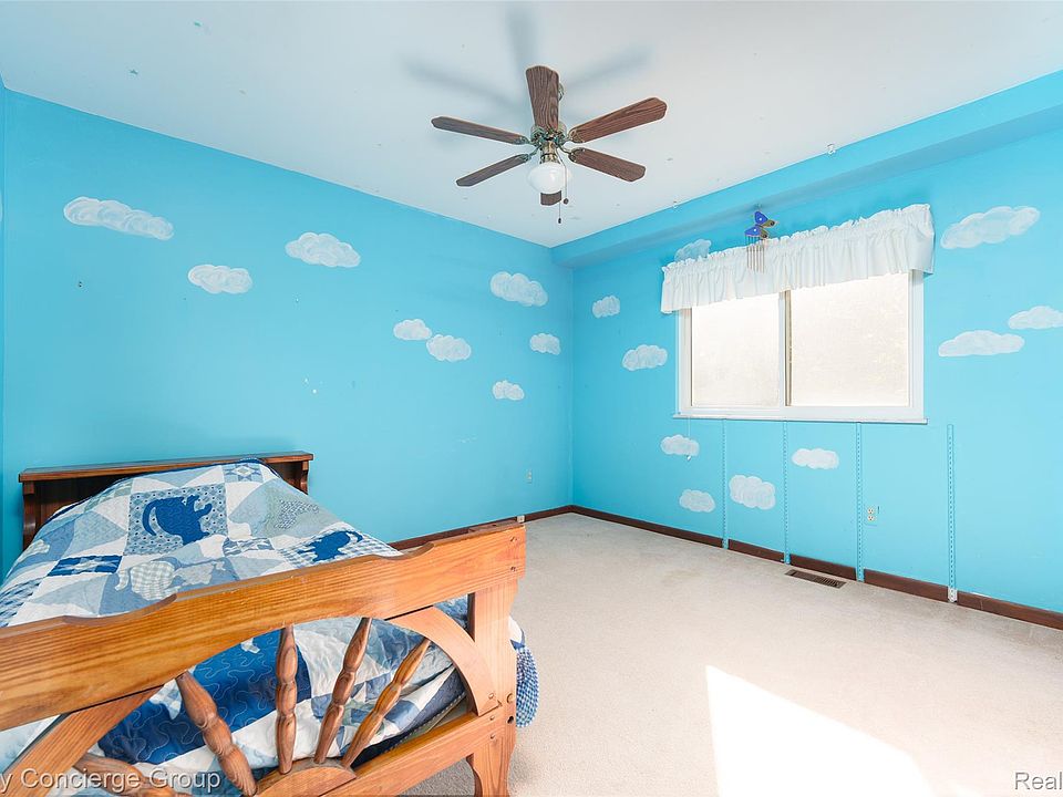 305 Brighton Lake Rd, photo 14