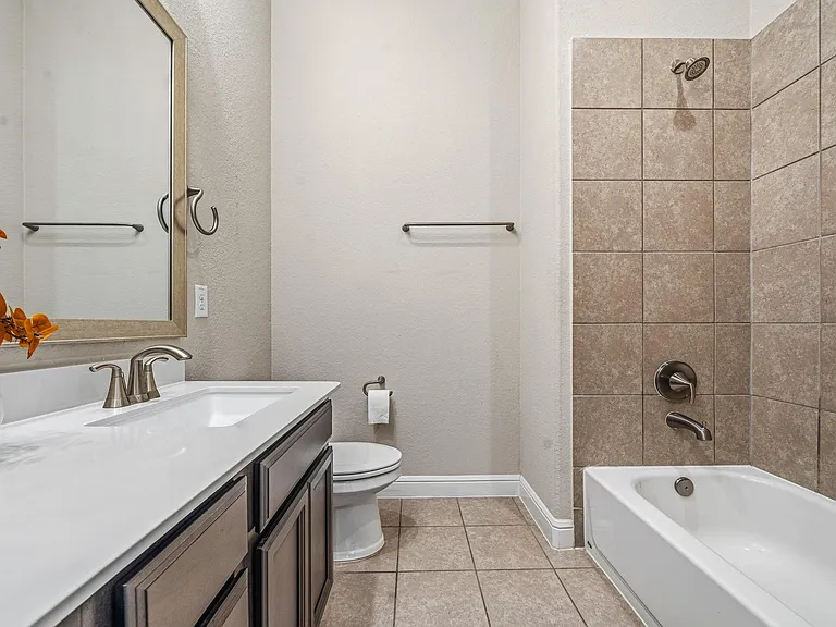9908 Prairie House Ln — Photo 20