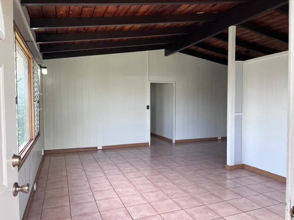 94-249 Kahuahele St, Waipahu, HI 96797
