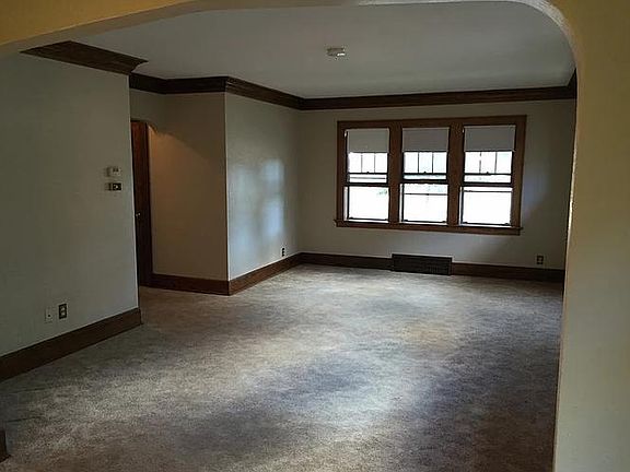 3rd image of 2735 S Taylor Ave #2735