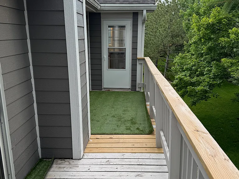 208 Charleston Ct #2 — Photo 18