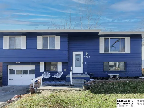 6736 S 142nd St, Omaha, NE 68137