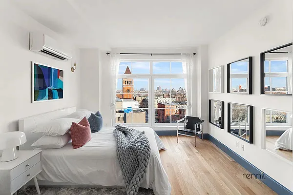 Rented by Rennit Inc. | media 4