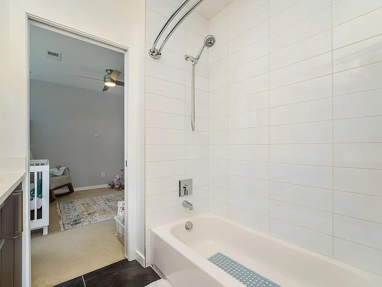 Jack and Jill Bath/Shower w/ 2 sinks