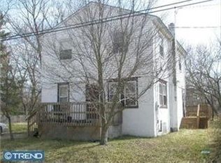 85 N Watson Rd, Carneys Pt, NJ 08069