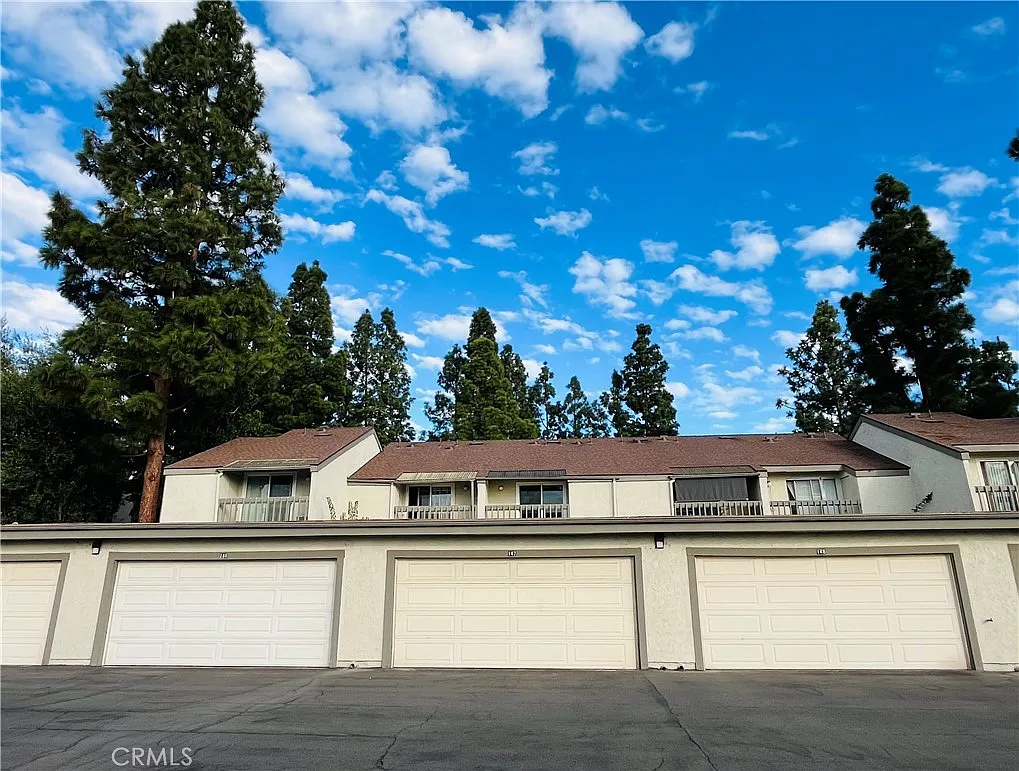 2 bed, 1094 sqft, $2,950 — Photo 4