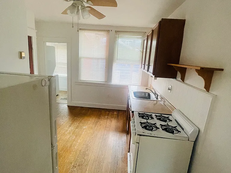 3712 Parkside Dr #2 — Photo 7