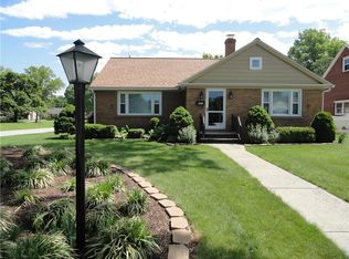 603 California Dr, Erie, PA 16505