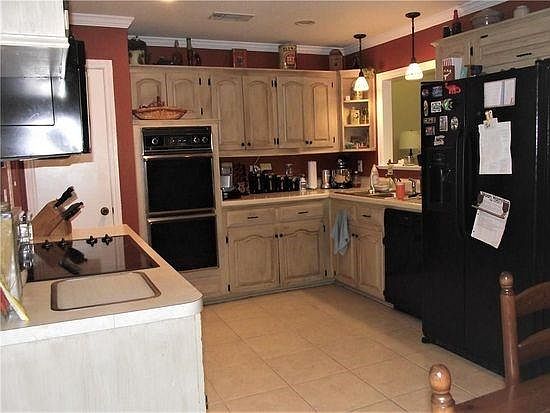 2nd image of 1808 Hanover Dr