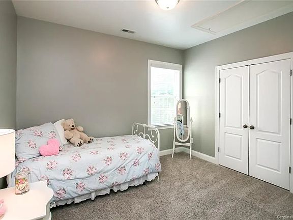 3rd image of 8606 Burnside Ln