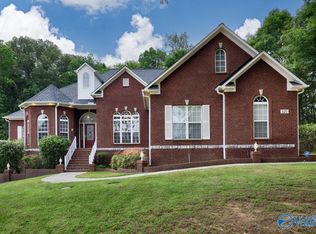 121 Lincarrie Ln, Harvest, AL 35749