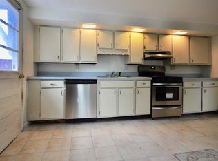 4 Summer St, Chicopee, MA 01020