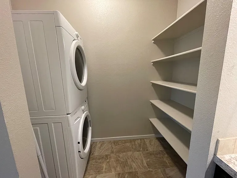 Tree Valley Village Apartments — Photo 39