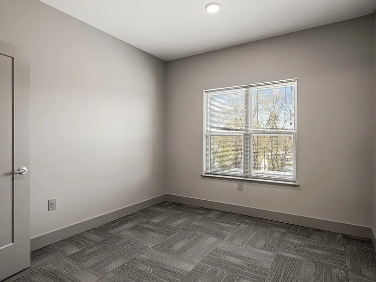 Esker Square — Photo 15